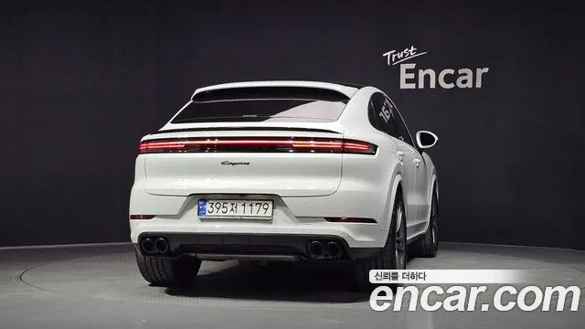 Porsche Cayenne 2023 thumb 10