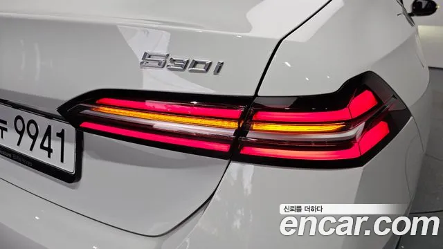 BMW 5 серии 2025 thumb 4
