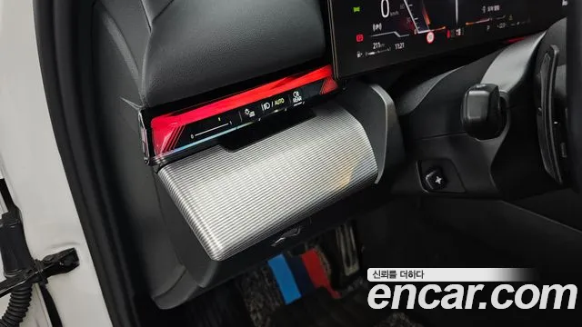 BMW 5 серии 2025 thumb 8