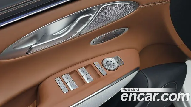 Genesis GV70 2024 thumb 8