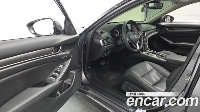 Honda Accord 2019 thumb 2