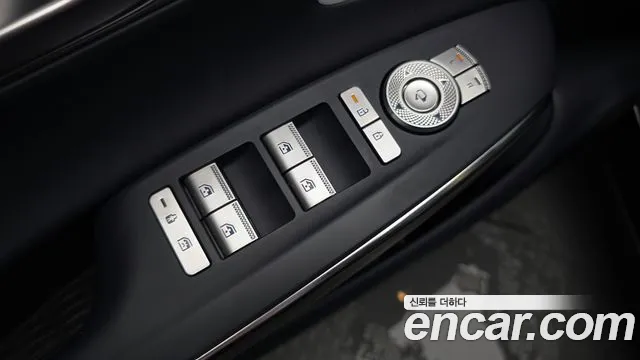 Genesis GV70 2024 thumb 6