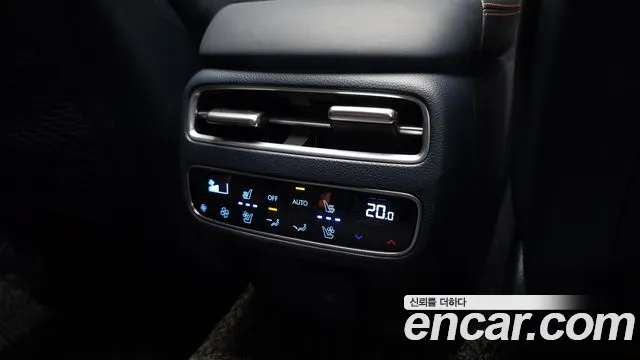 Genesis GV70 2024 thumb 7