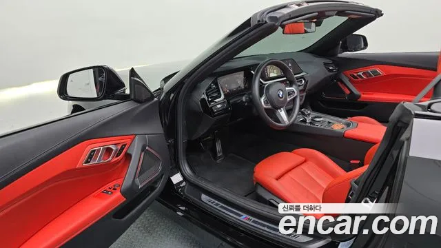 BMW Z4 2023 thumb 11