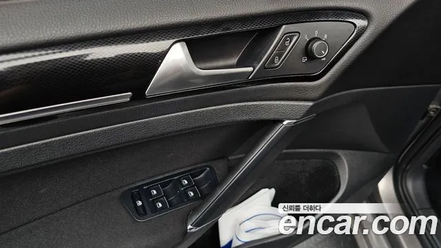 Volkswagen Golf 2015 thumb 10