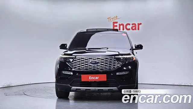 Ford Explorer 2022 thumb 9