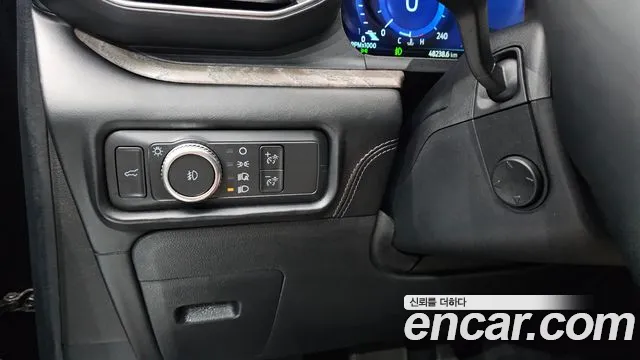 Ford Explorer 2022 thumb 6