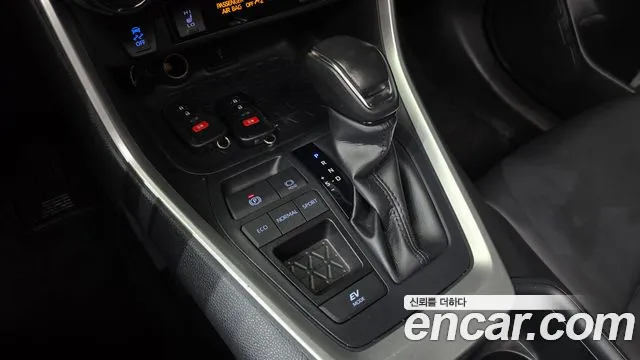 Toyota RAV4 2022 thumb 3