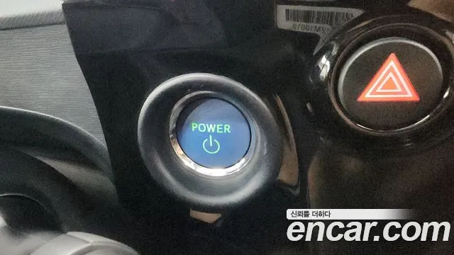Toyota Prius C 2018 thumb 6