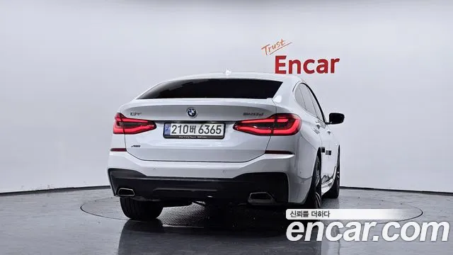 BMW 6 серии Gran Turismo 2023 thumb 8