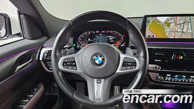 BMW 6 серии Gran Turismo 2023 thumb 2