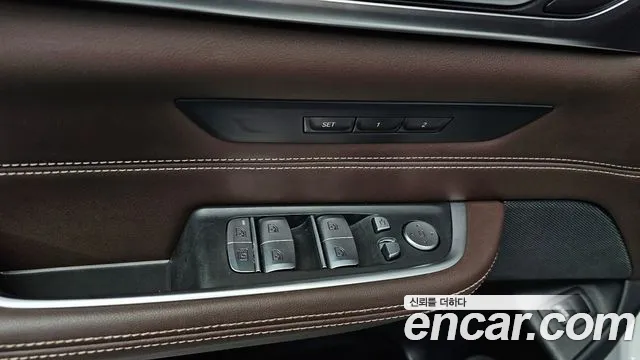 BMW 6 серии Gran Turismo 2023 thumb 9
