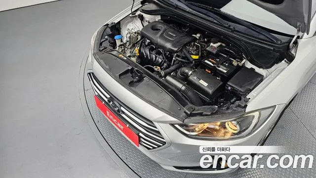 Hyundai Avante 2015 thumb 8