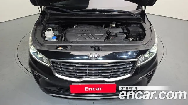 Kia Carnival 2019 thumb 6