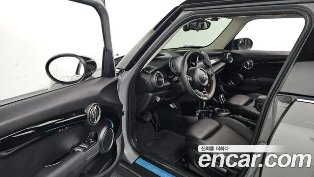 Mini Cooper S 2021 thumb 7