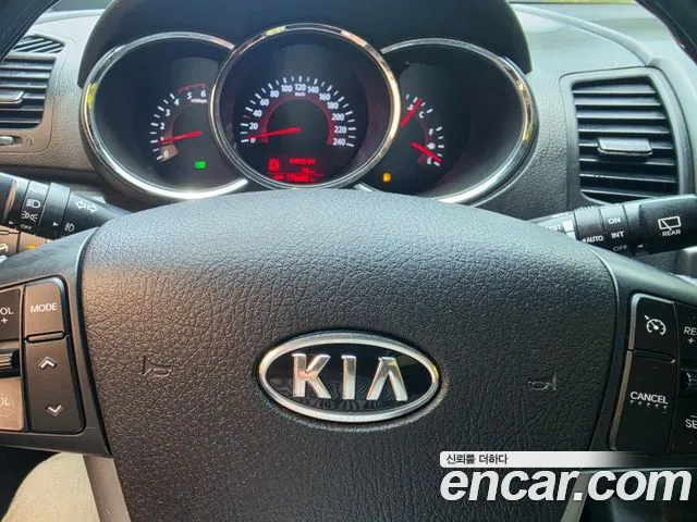 Kia Sorento 2011 thumb 5