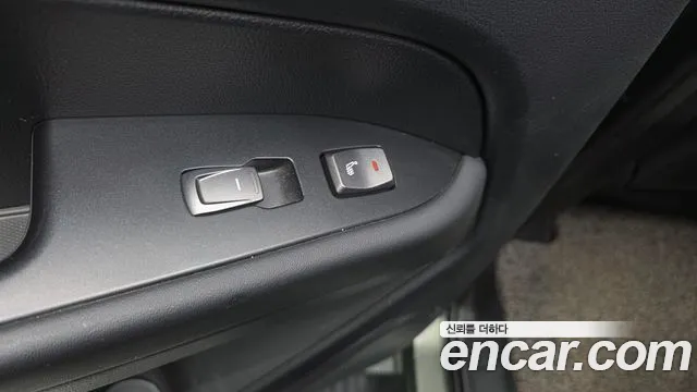 KGM Rexton 2022 thumb 4