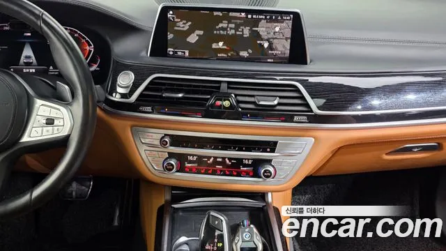 BMW 7 серии 2021 thumb 9
