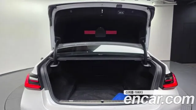 BMW 7 серии 2021 thumb 6