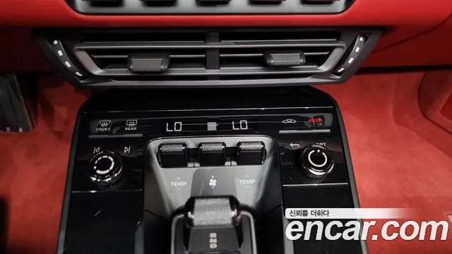 Porsche 911 2023 thumb 8
