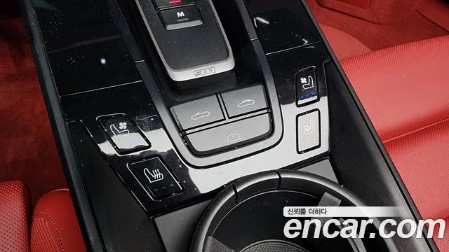 Porsche 911 2023 thumb 2