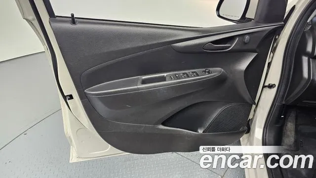 Chevrolet Spark 2019 thumb 8