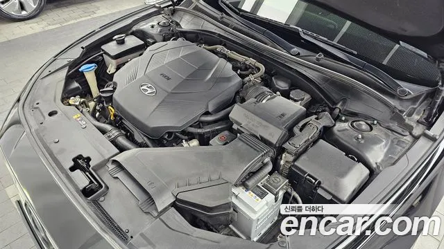 Hyundai Grandeur 2017 thumb 10