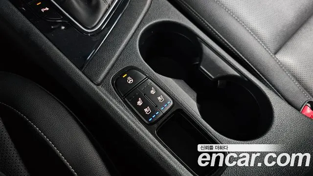 Kia Niro 2019 thumb 4