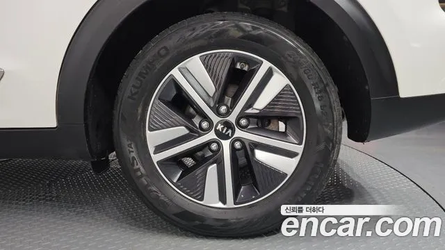 Kia Niro 2019 thumb 10