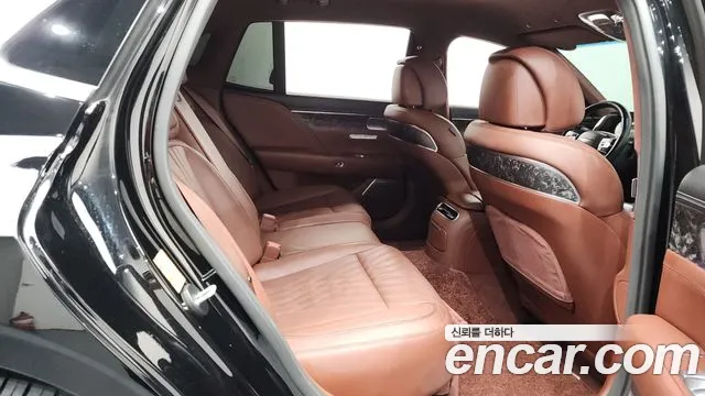 Genesis G90 2022 thumb 10