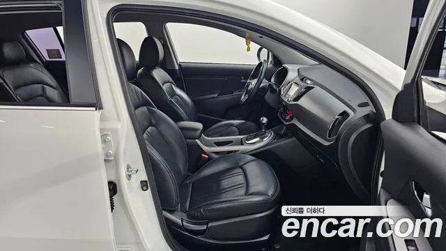 Kia Sportage 2015 thumb 12
