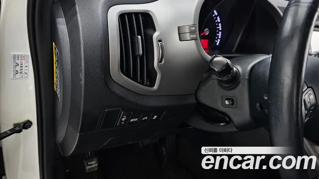 Kia Sportage 2015 thumb 8