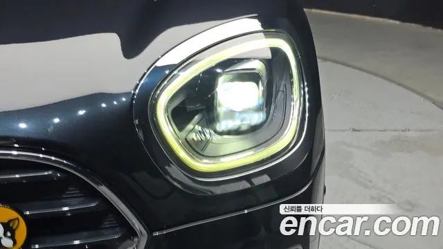 Mini Cooper Countryman 2023 thumb 8