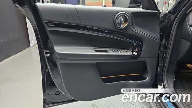 Mini Cooper Countryman 2023 thumb 11