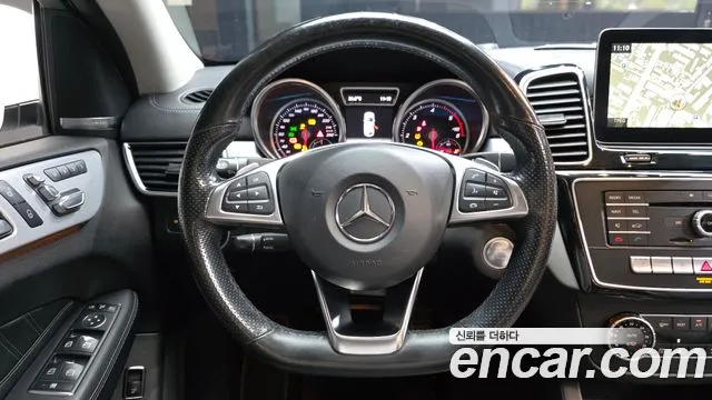 Mercedes-Benz GLE-Класс 2018 thumb 2