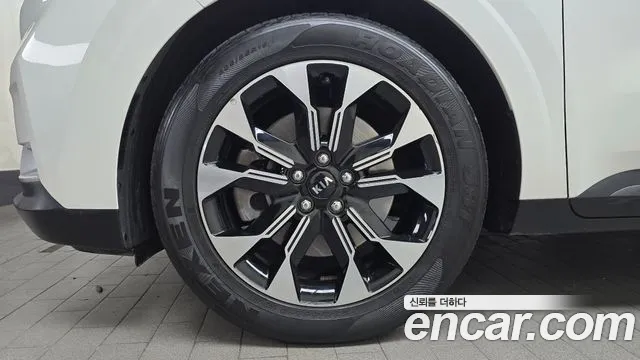 Kia Carnival 2021 thumb 7