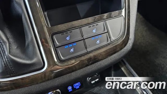 Hyundai Staria 2019 thumb 10
