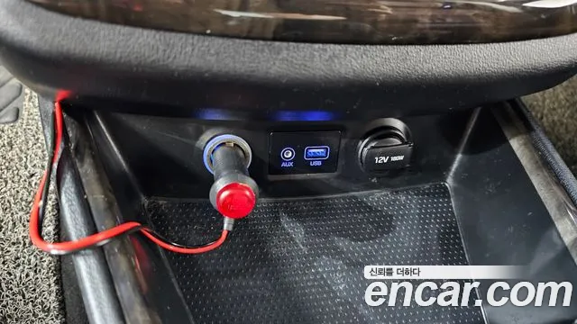 Hyundai Staria 2019 thumb 3
