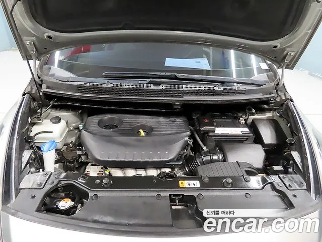 Kia Carens 2017 thumb 7