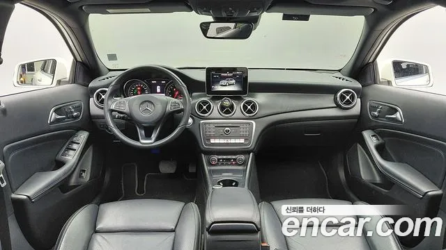 Mercedes-Benz A-Класс 2017 thumb 4