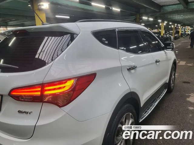 Hyundai Санта Фе 2013 thumb 7