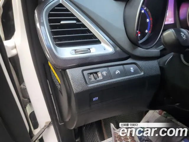 Hyundai Санта Фе 2013 thumb 8