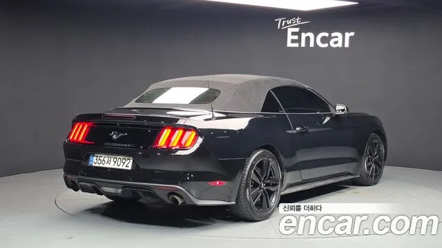 Ford Mustang 2016 thumb 9