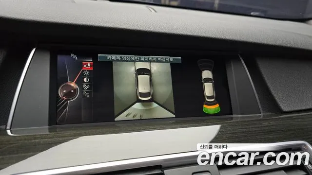 BMW 5 серии Gran Turismo 2017 thumb 8