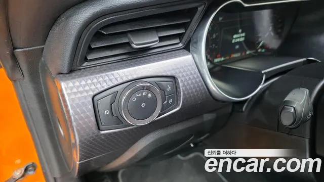 Ford Mustang 2019 thumb 9