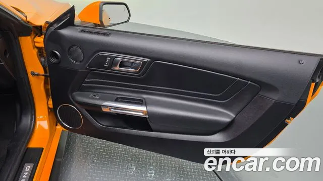 Ford Mustang 2019 thumb 6