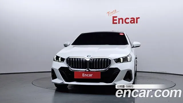 BMW 5 серии 2024 thumb 3