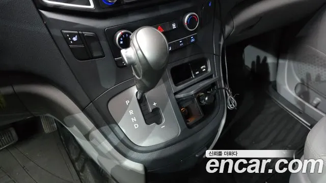 Hyundai Staria 2020 thumb 8