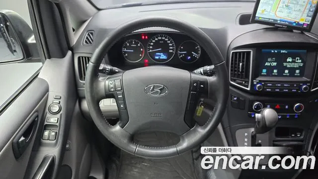 Hyundai Staria 2020 thumb 7