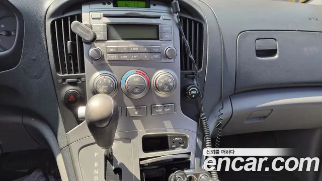 Hyundai Staria 2013 thumb 6